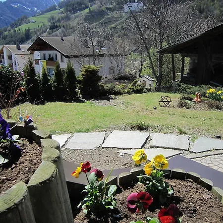 Aparthotel Garni Haus Hubertus 3*
