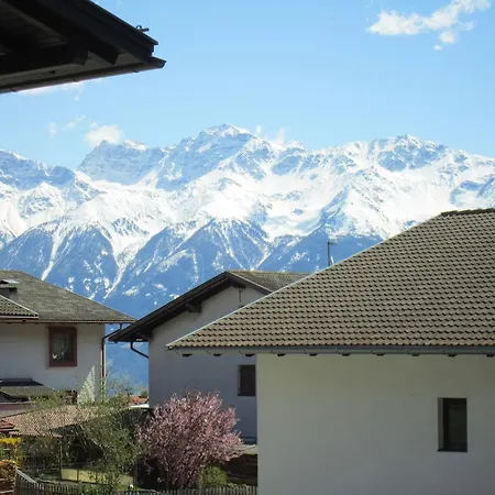 Aparthotel Garni Haus Hubertus 3*